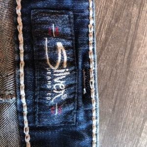 Silver Jeans Tuesday Short